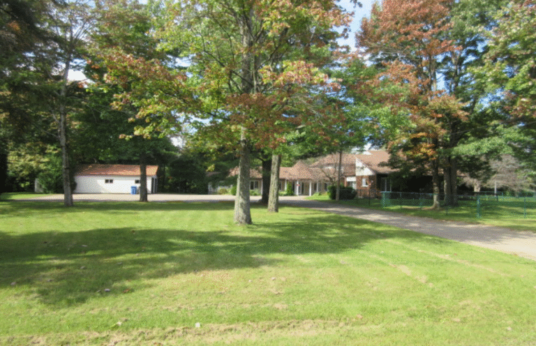 Image de Résidence privée pour ainés à vendre à Trois-Rivières – Mauricie – 850 000 $ – 16 unités + 51/2 + loft